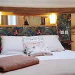 Chalet Du Roy Chassaignas Un Refuge Calme Et Romantique A 25 Min Des Grottes De Lascaux