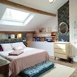 Chalet Du Roy Chassaignas Un Refuge Calme Et Romantique A 25 Min Des Grottes De Lascaux Nailhac