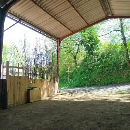 Du Roy Chassaignas Un Refuge Calme Et Romantique A 25 Min Des Grottes De Lascaux Horská chata *